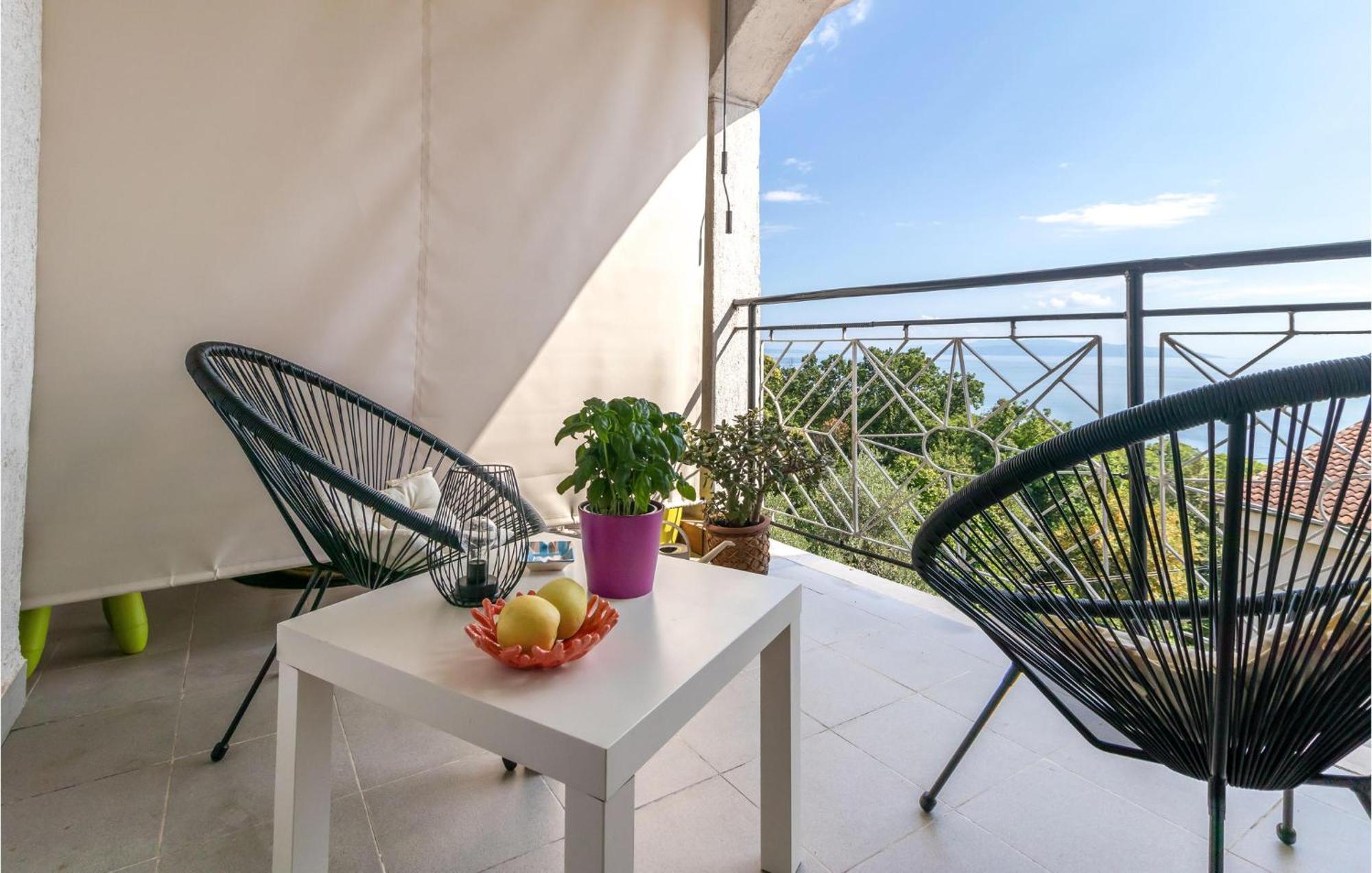 Nice Apartment In Rijeka With House Sea View Eksteriør bilde
